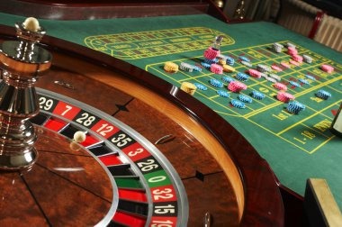 Live round results and payout display on mamba slot